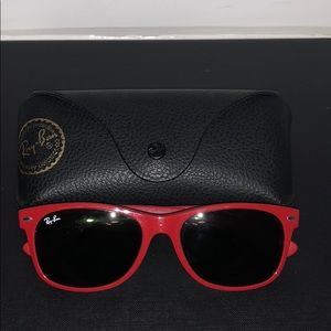 Unique RED Wayfarer RayBan glasses!